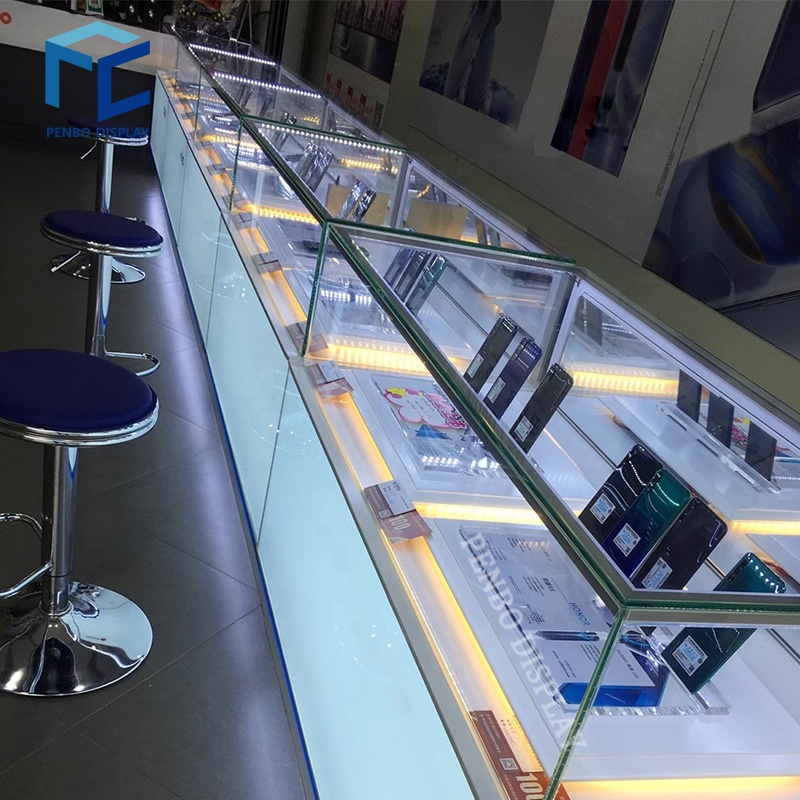 op maat. High-end retail mobie - Phone Accessories Shop Design recensie en prijs